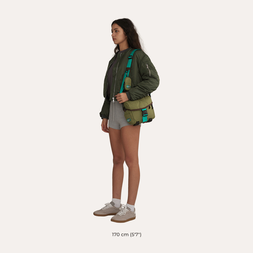 (FREE GIFT) Paz 4L Camera Sling